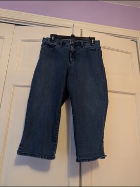 Gloria Vanderbilt Cropped Amanda Jeans Dark Blue